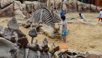 Read How do dinosaurs fit into the Bible?